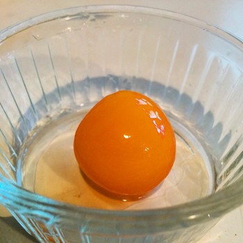 解凍後の卵